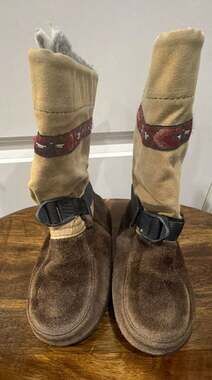 Steger Mukluks Winter Boots Child C 12 Brown Suede